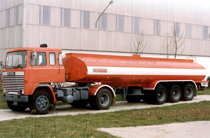 157 – O Scania LK-140 V8